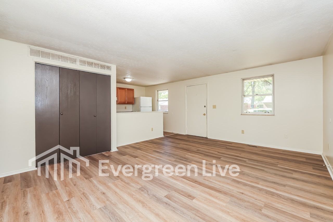 8178 Mount Hood - Photo 7 of 16