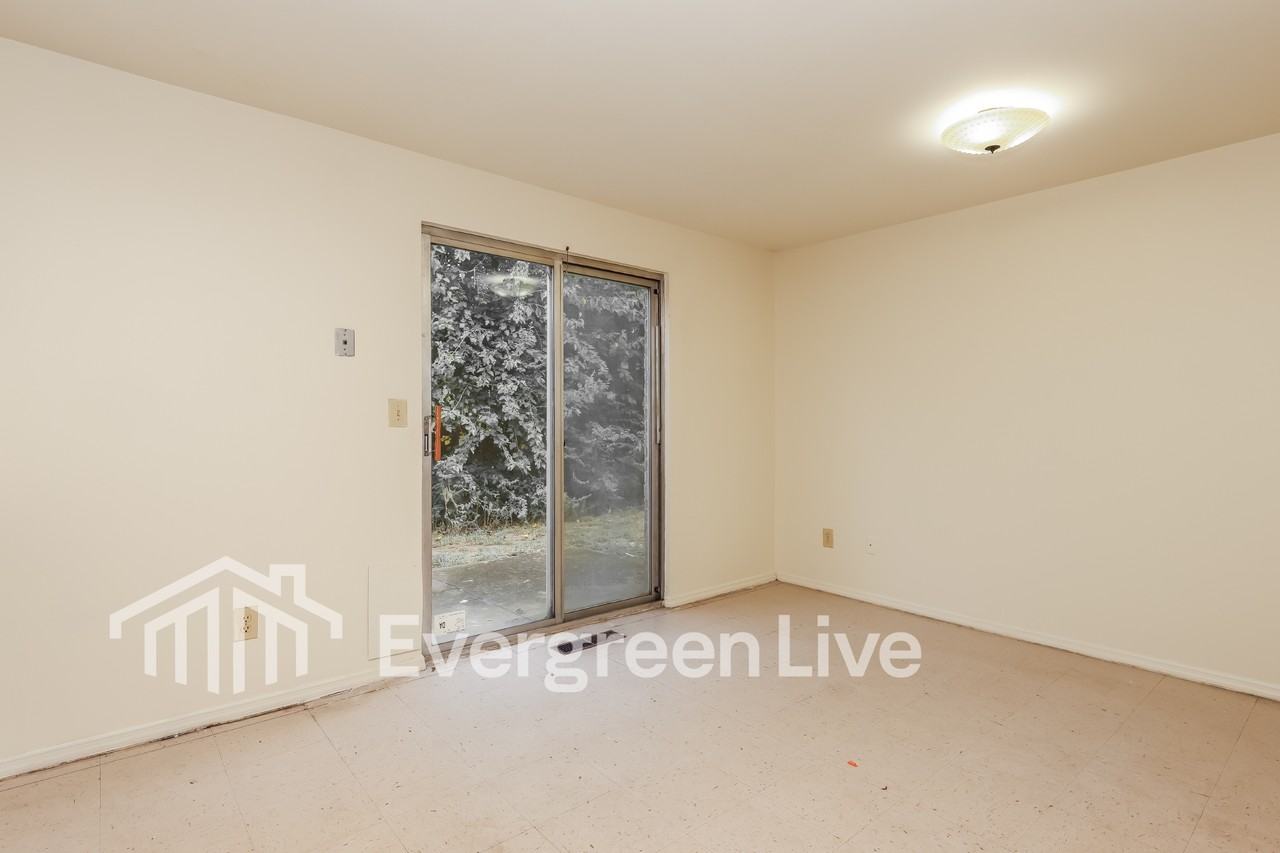 7989 Mount Hood - Photo 5 of 14