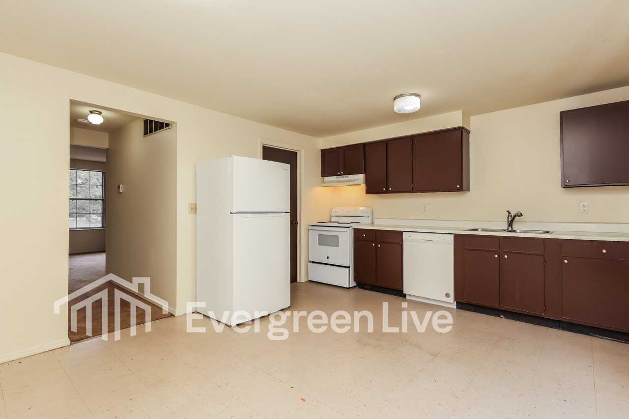 7989 Mount Hood - Photo 7 of 14