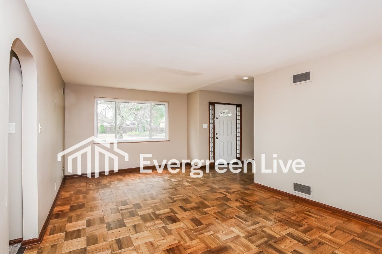 4616 Redwood Dr - Photo 6 of 15