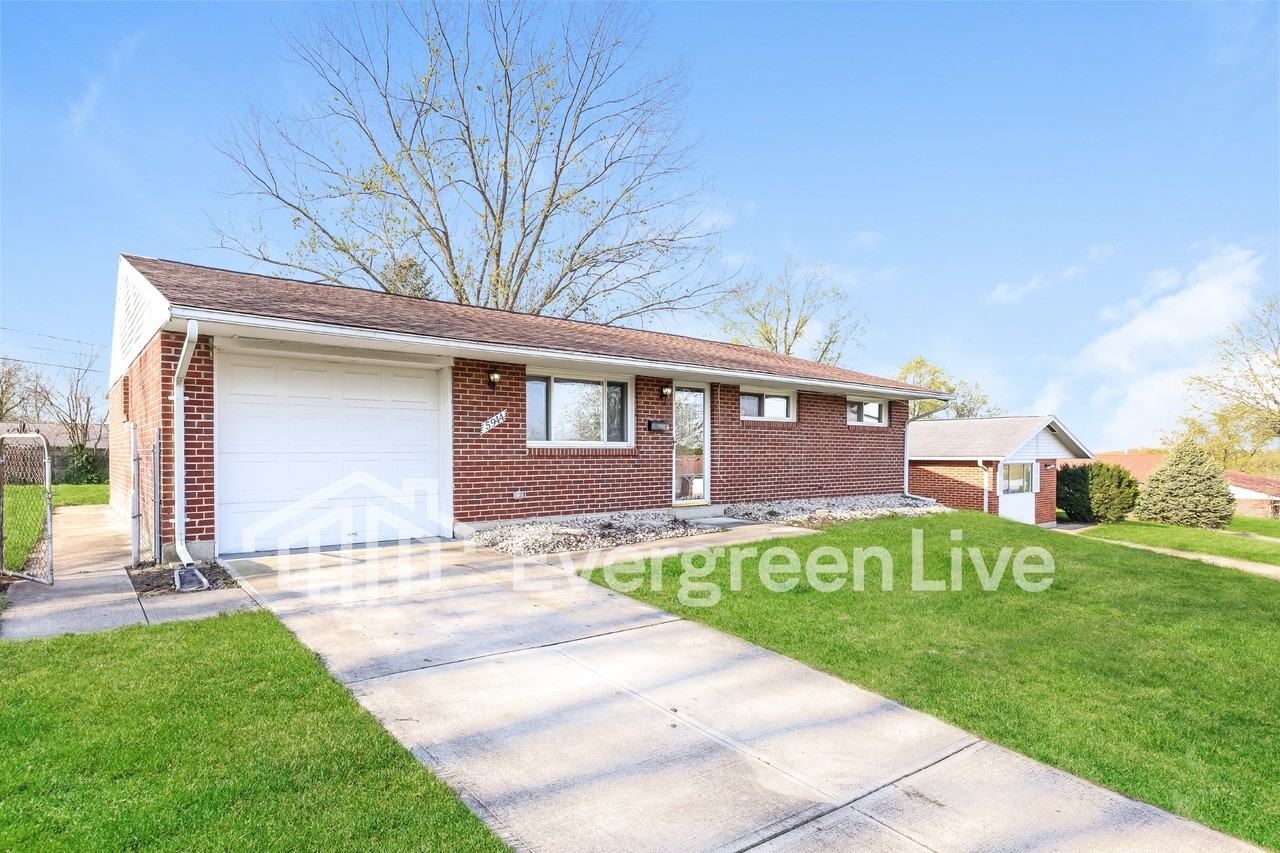 5944 Hartwick Ln - Photo 3 of 16