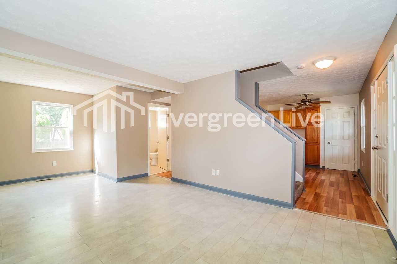 3327 Everson Rd W - Photo 3 of 16