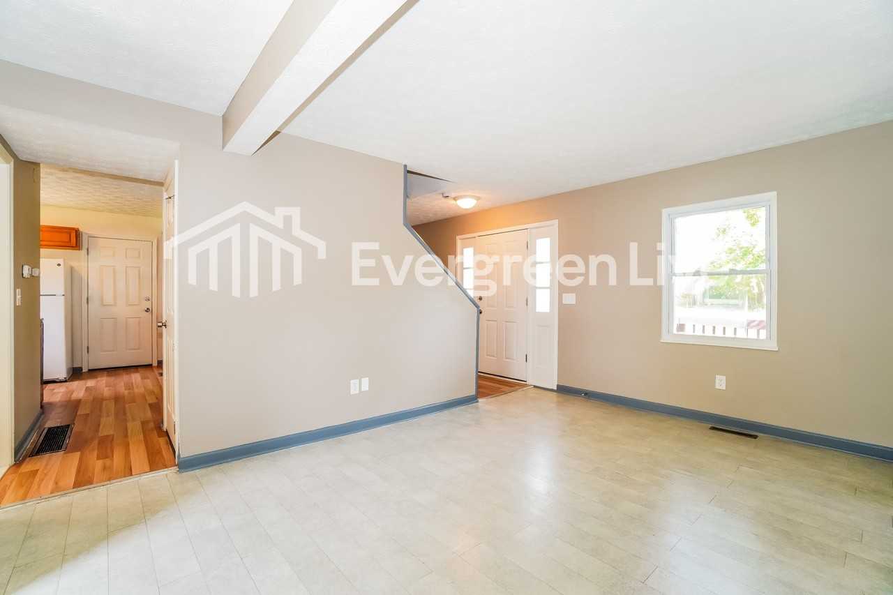 3327 Everson Rd W - Photo 4 of 16