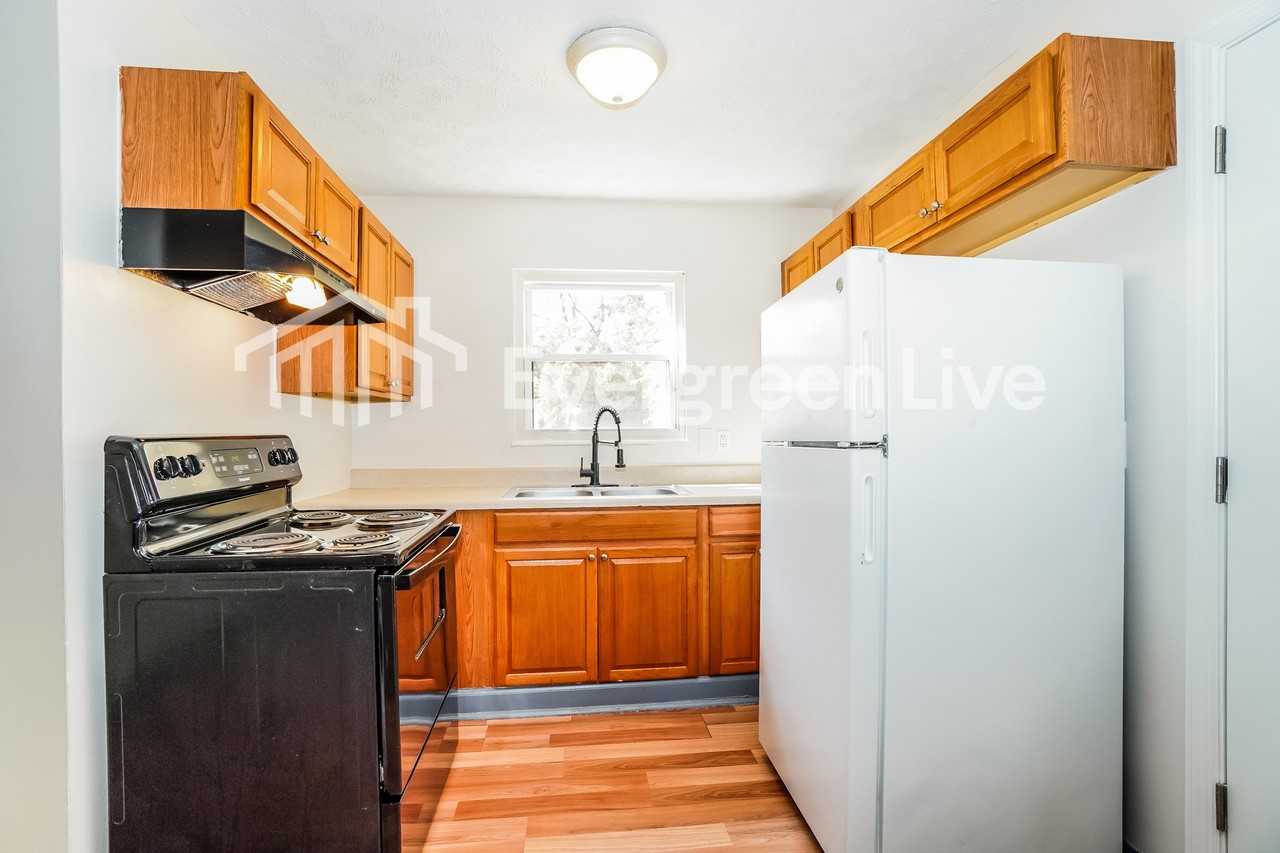 3327 Everson Rd W - Photo 7 of 16