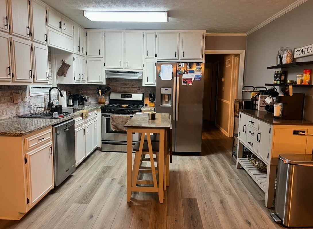 130 Shaw Dr - Photo 5 of 6