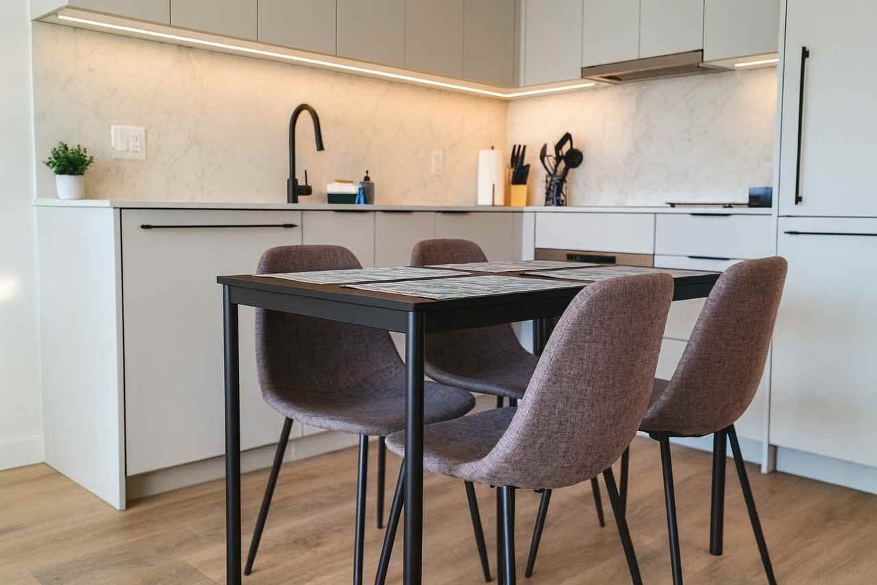 13685 102 Avenue - Photo 4 of 10