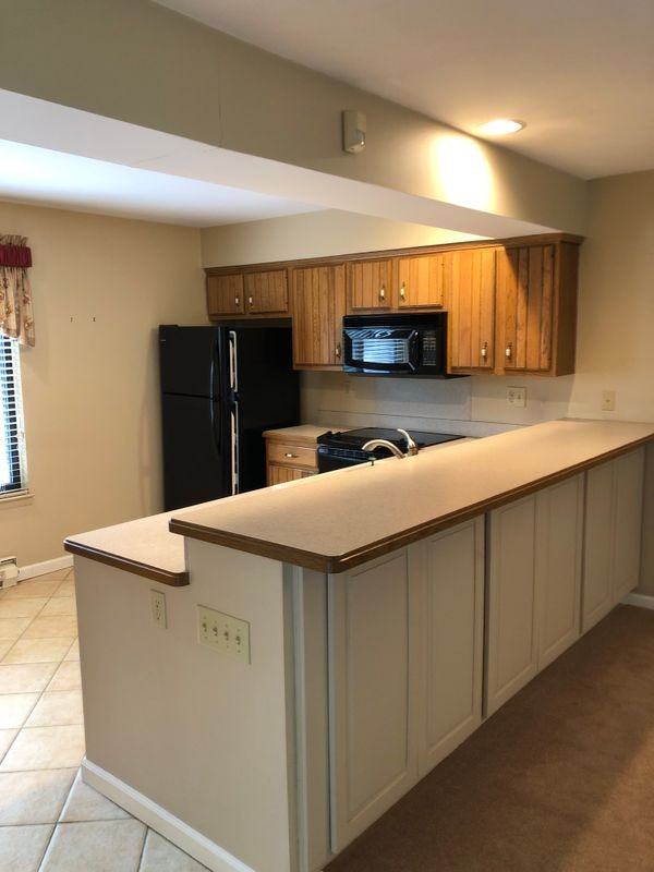 2504 Village Rd - Photo 3 of 11