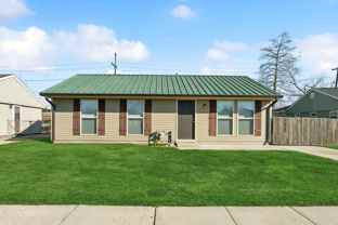 348 Gerrie Ct - Photo 1 of 1