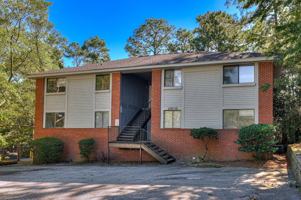 featured image of 2810 Thomas Ln