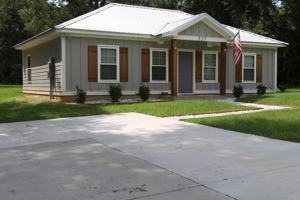 featured image of Sportsmans Club Rd