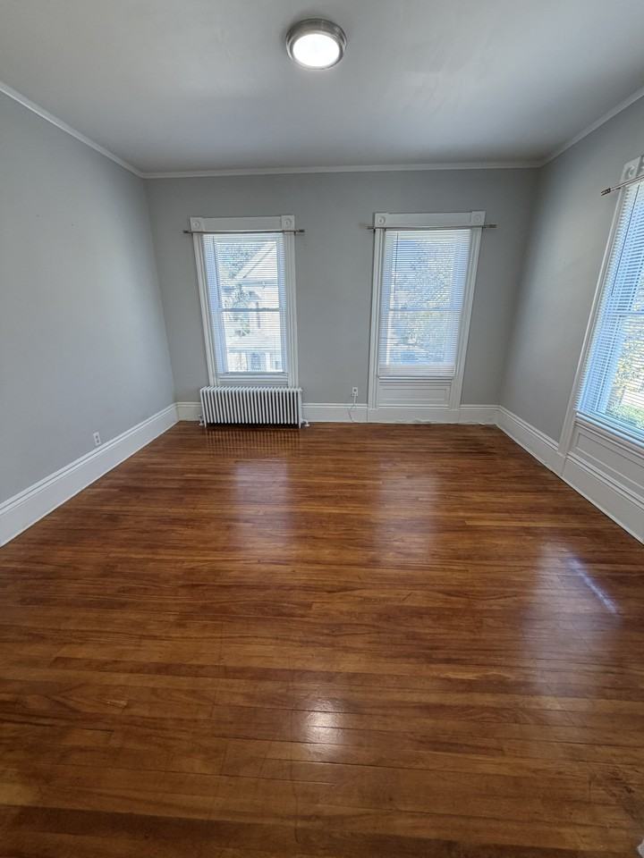 40 Parker Street - Photo 3 of 10