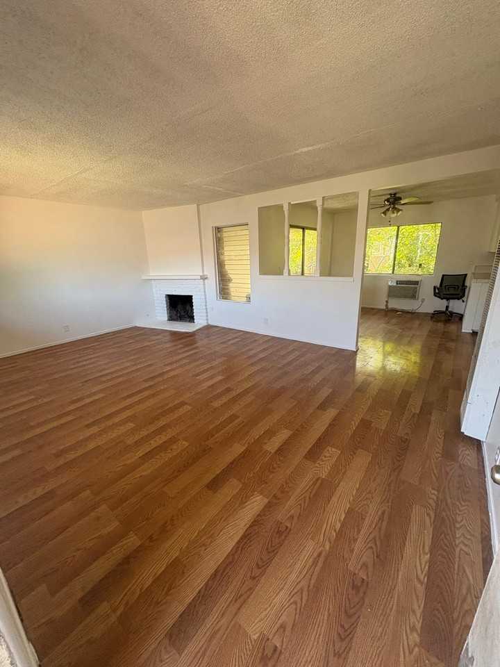 3102 D St #3102 - Photo 3 of 8