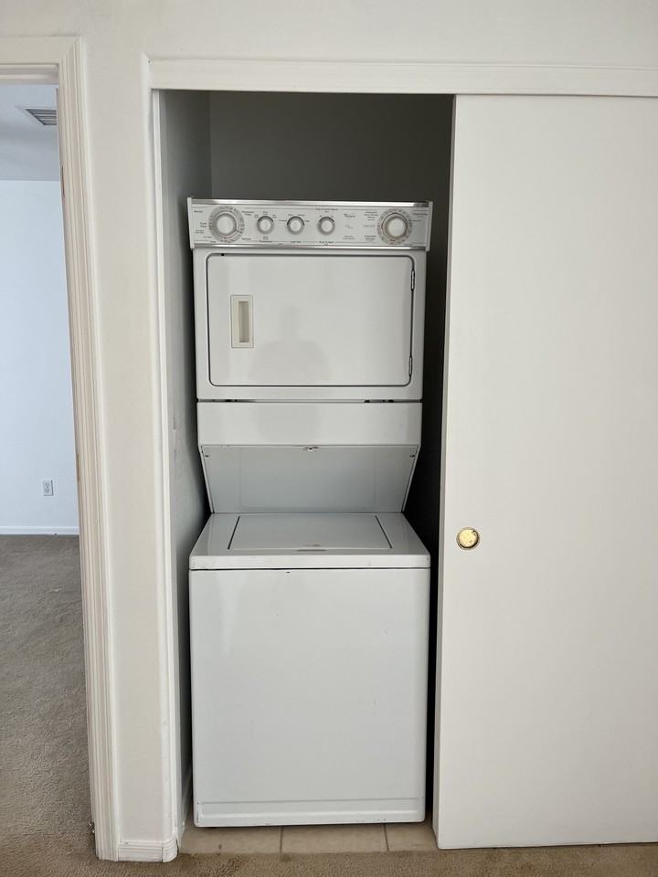 3940 Kioha Drive #B - Photo 7 of 9