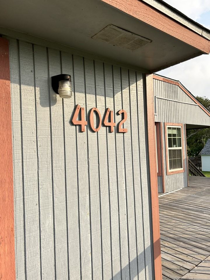 4042 Laguna Shores Road #NA - Photo 6 of 26