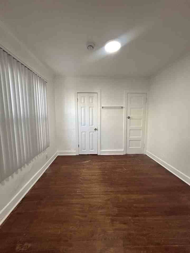 4214 S Hoover St #4218 - Photo 3 of 7