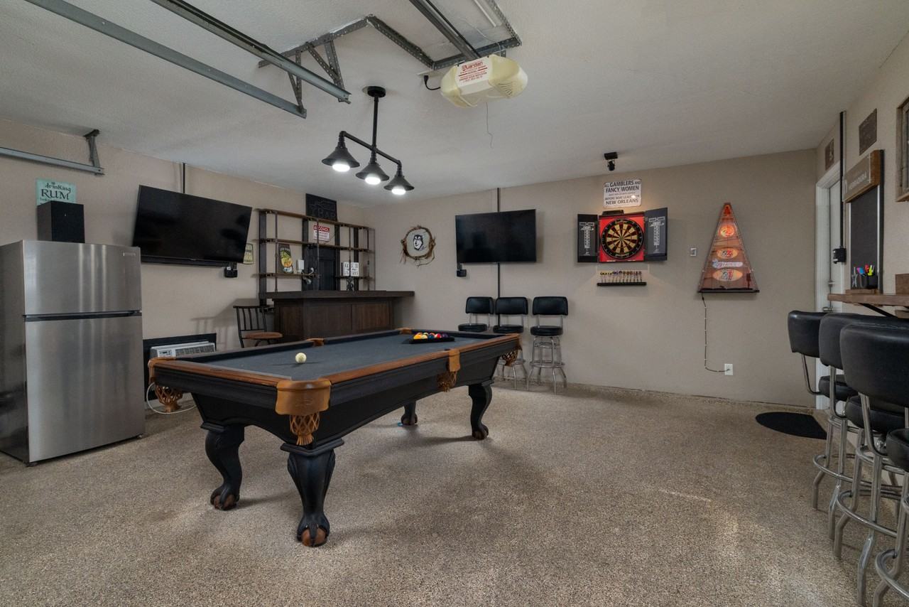 864 Warwick Dr #NA - Photo 5 of 29