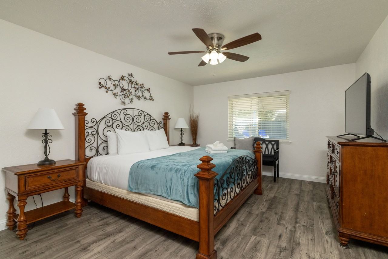 864 Warwick Dr #NA - Photo 6 of 29