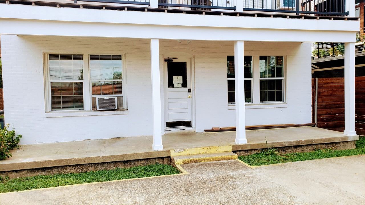 4904 Manett Street #4904A - Photo 4 of 4