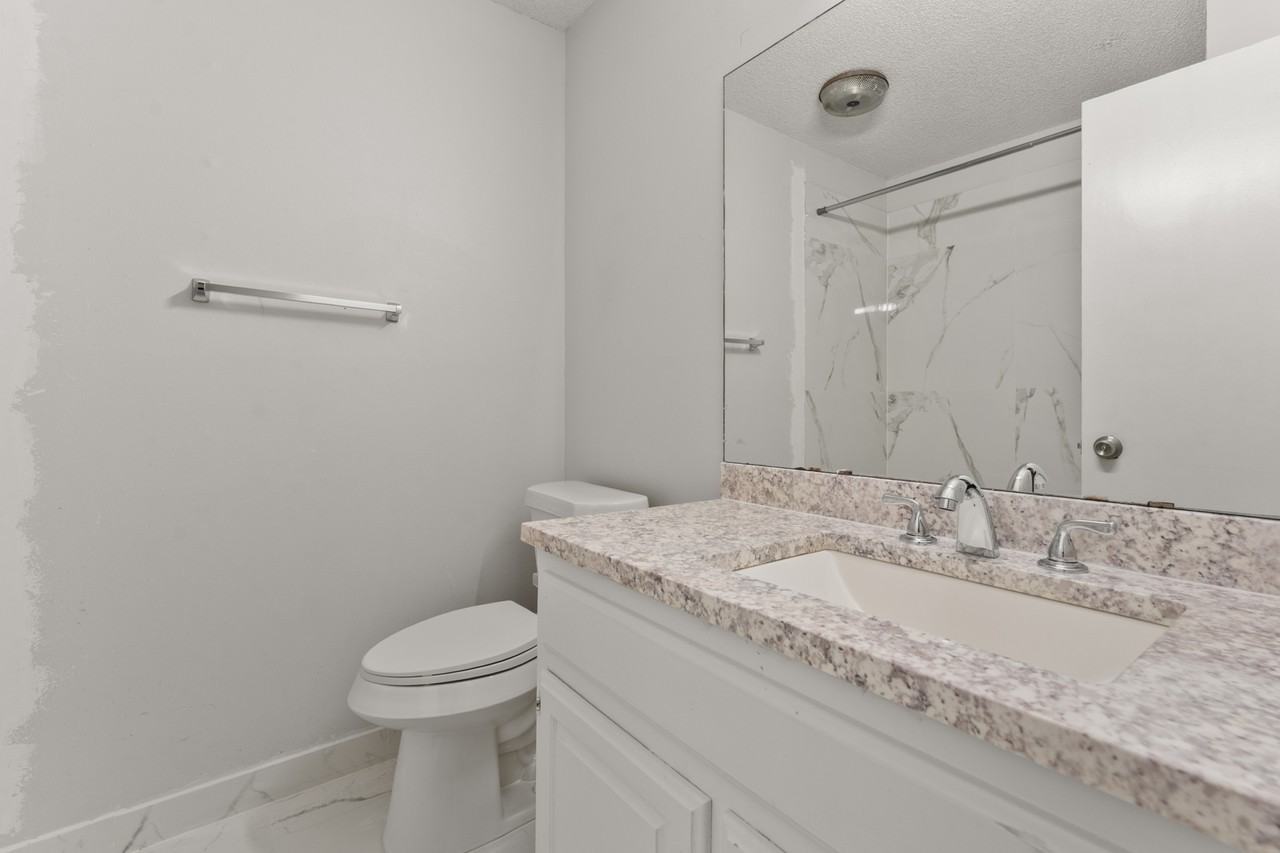 609 South 5th Street - Photo 6 of 10