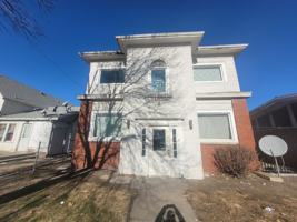 featured image of 710 W 1st St