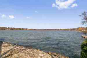 featured image of 84 W Belvidere Rd