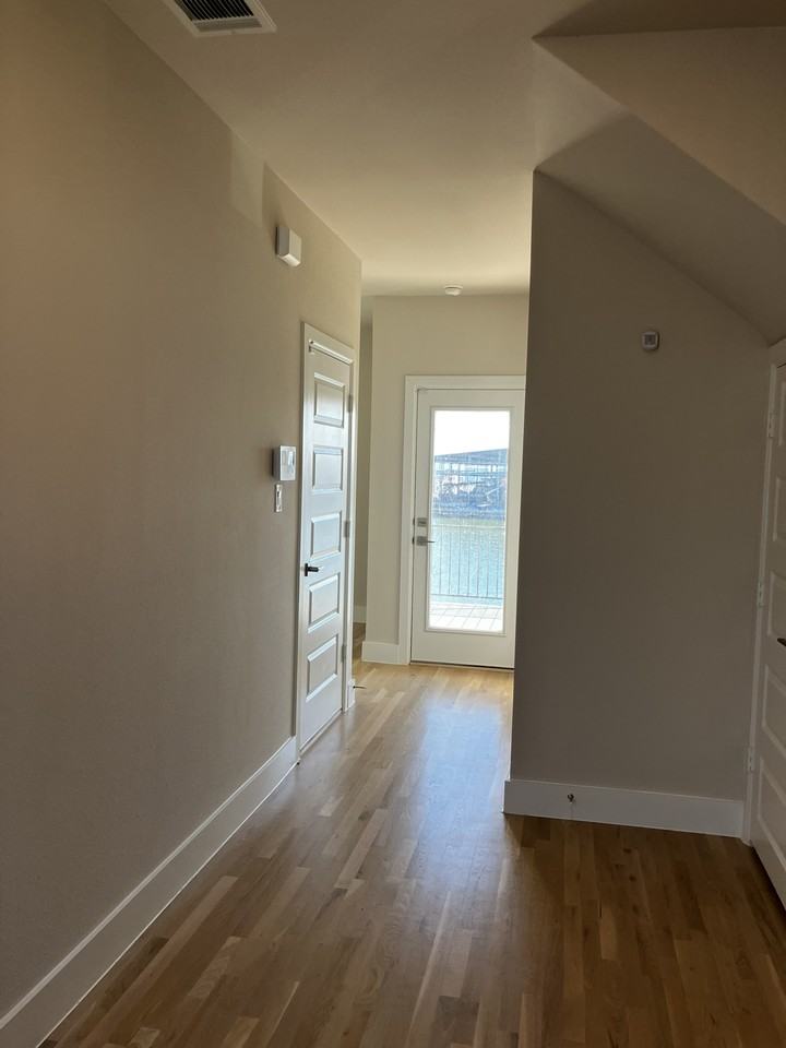 1225 Marc Pl #NA - Photo 4 of 43