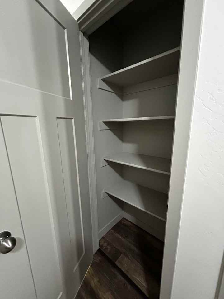 736 East 125 North Street - Photo 4 of 7