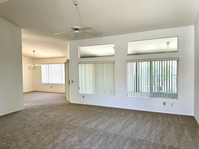 6957 S Oakmont Dr - Photo 2 of 28