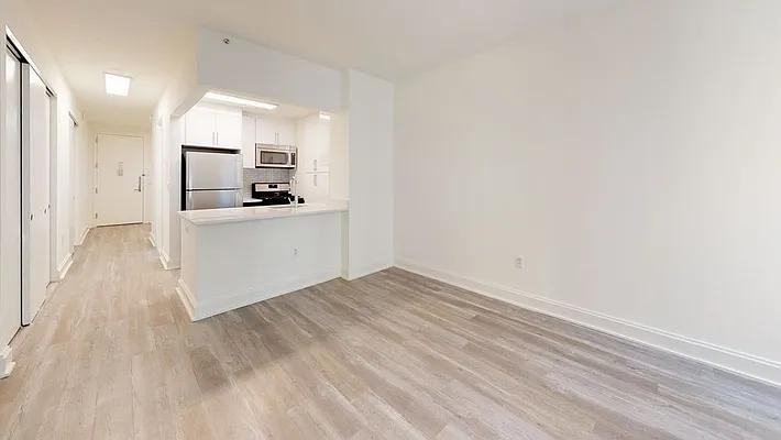 Hanover Sq #21T - Photo 2 of 12