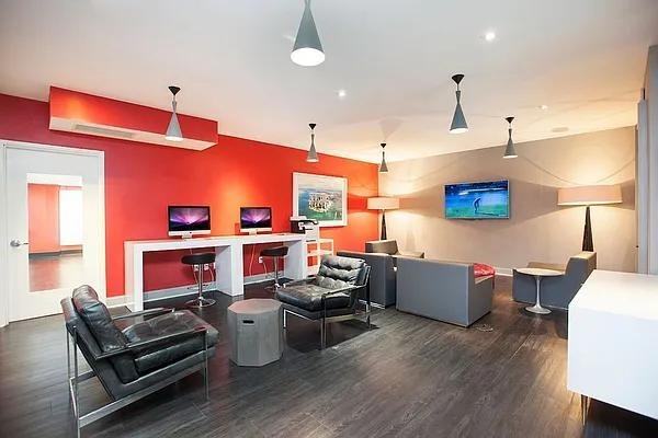 Hanover Sq #21T - Photo 7 of 12