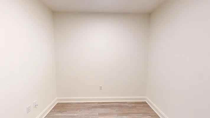 Hanover Sq #10V - Photo 3 of 20