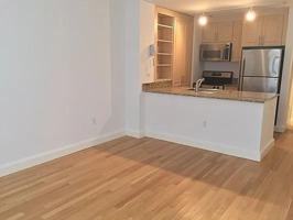 featured image of Hanover Sq #16F