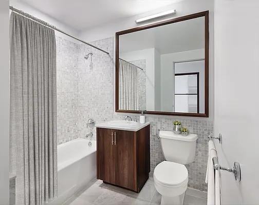 Wall Street #25M - Photo 5 of 7