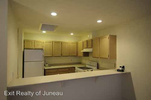 3367 Park Pl - Photo 3 of 8