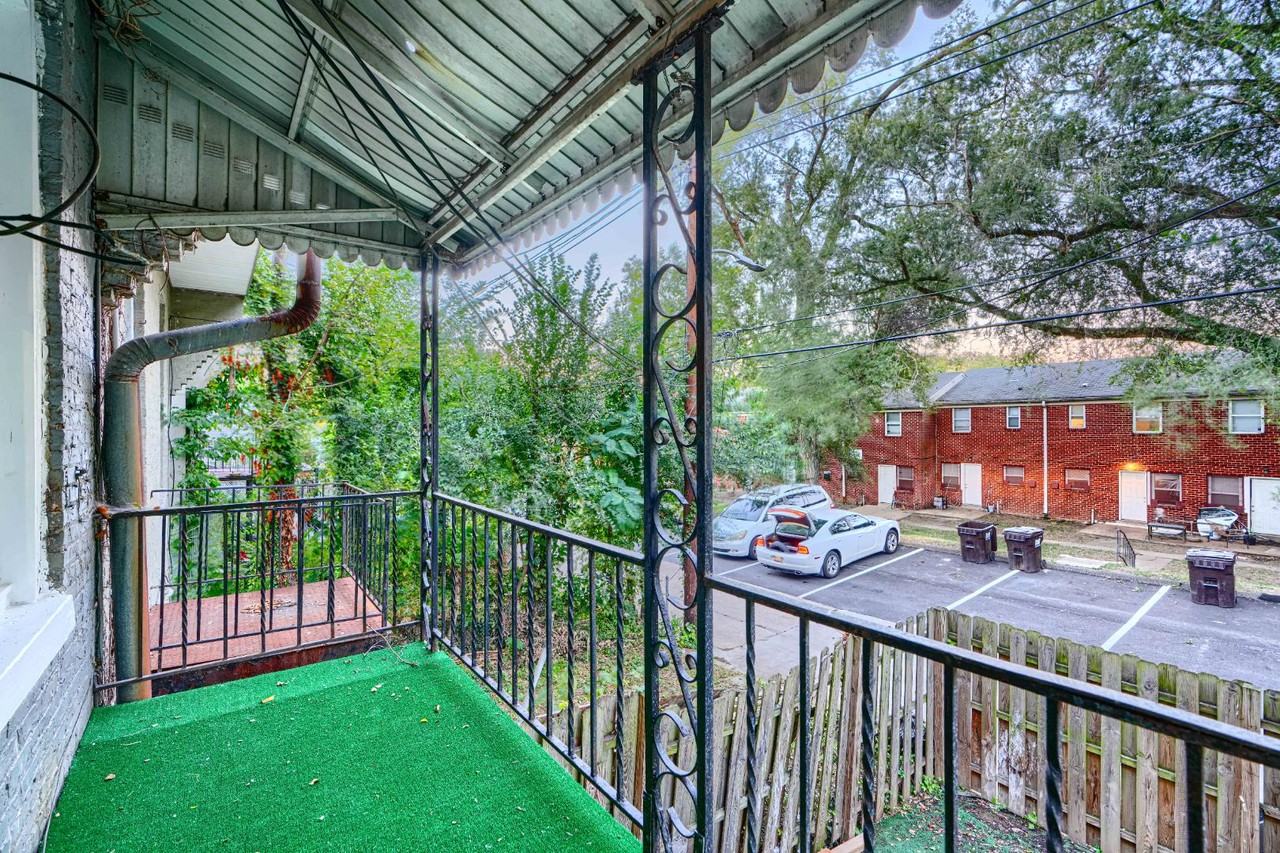 1113 Ashburton St - Photo 5 of 11