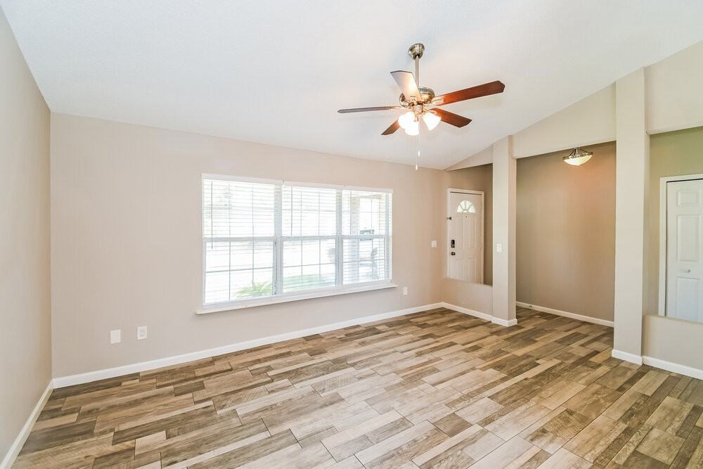 7604 Chelmsford Dr - Photo 5 of 16