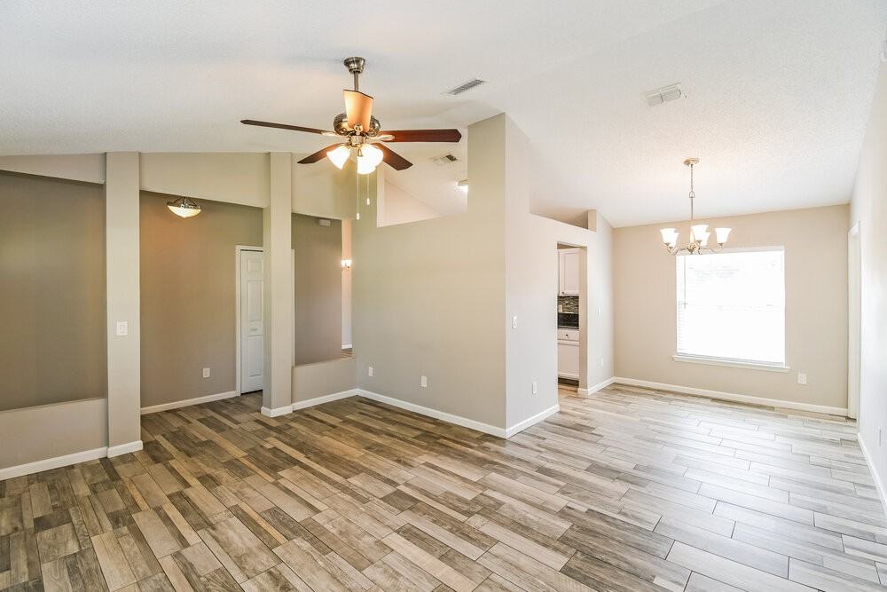7604 Chelmsford Dr - Photo 6 of 16