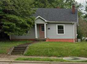 409 N Mulberry St - Photo 1 of 1