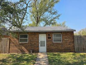 107 E Avenue B - Photo 1 of 1