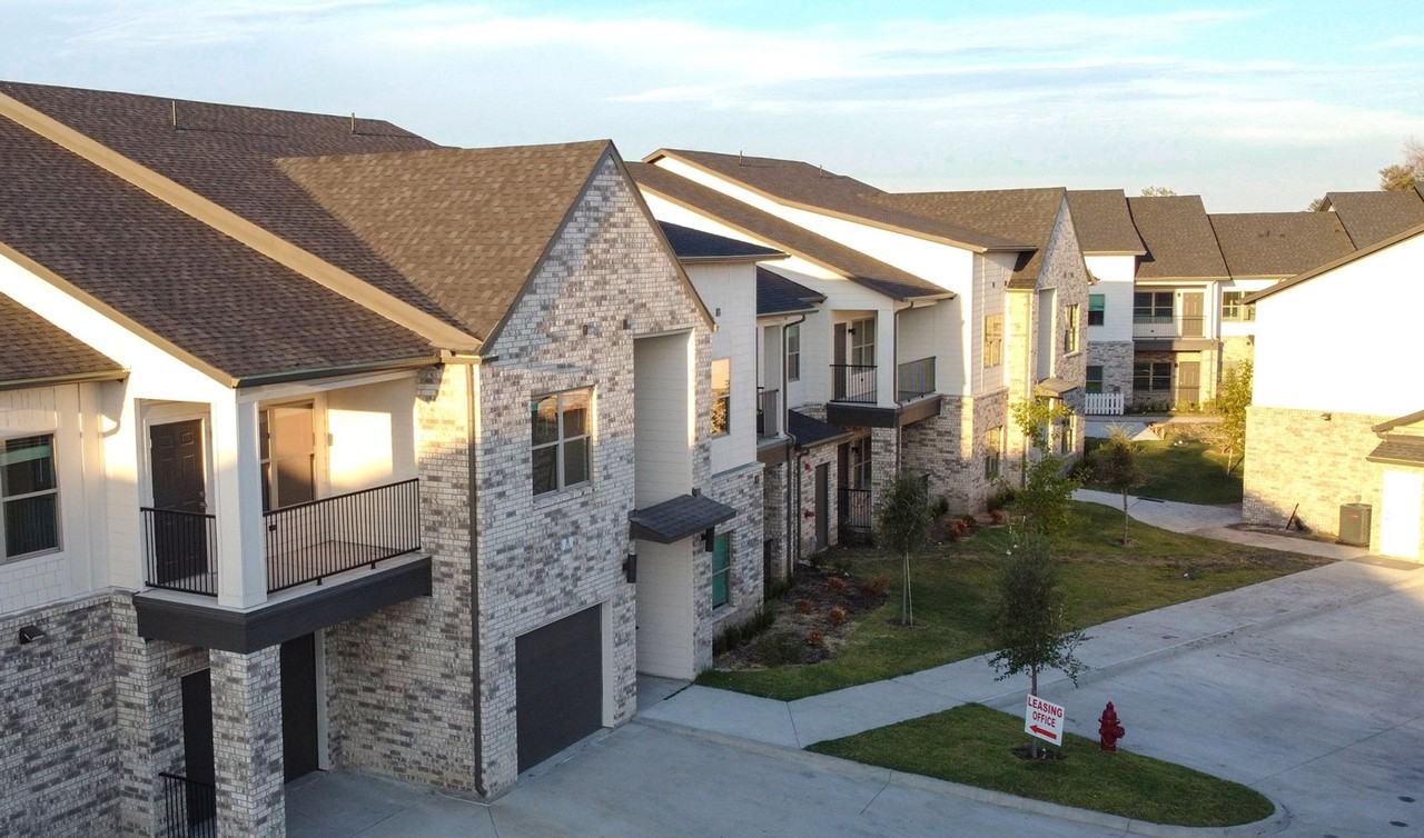 The Park at Northgate - Photo 5 of 8