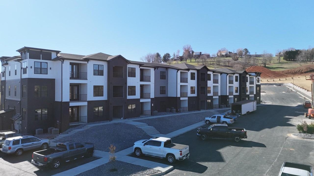 Monte Vista - Photo 2 of 14