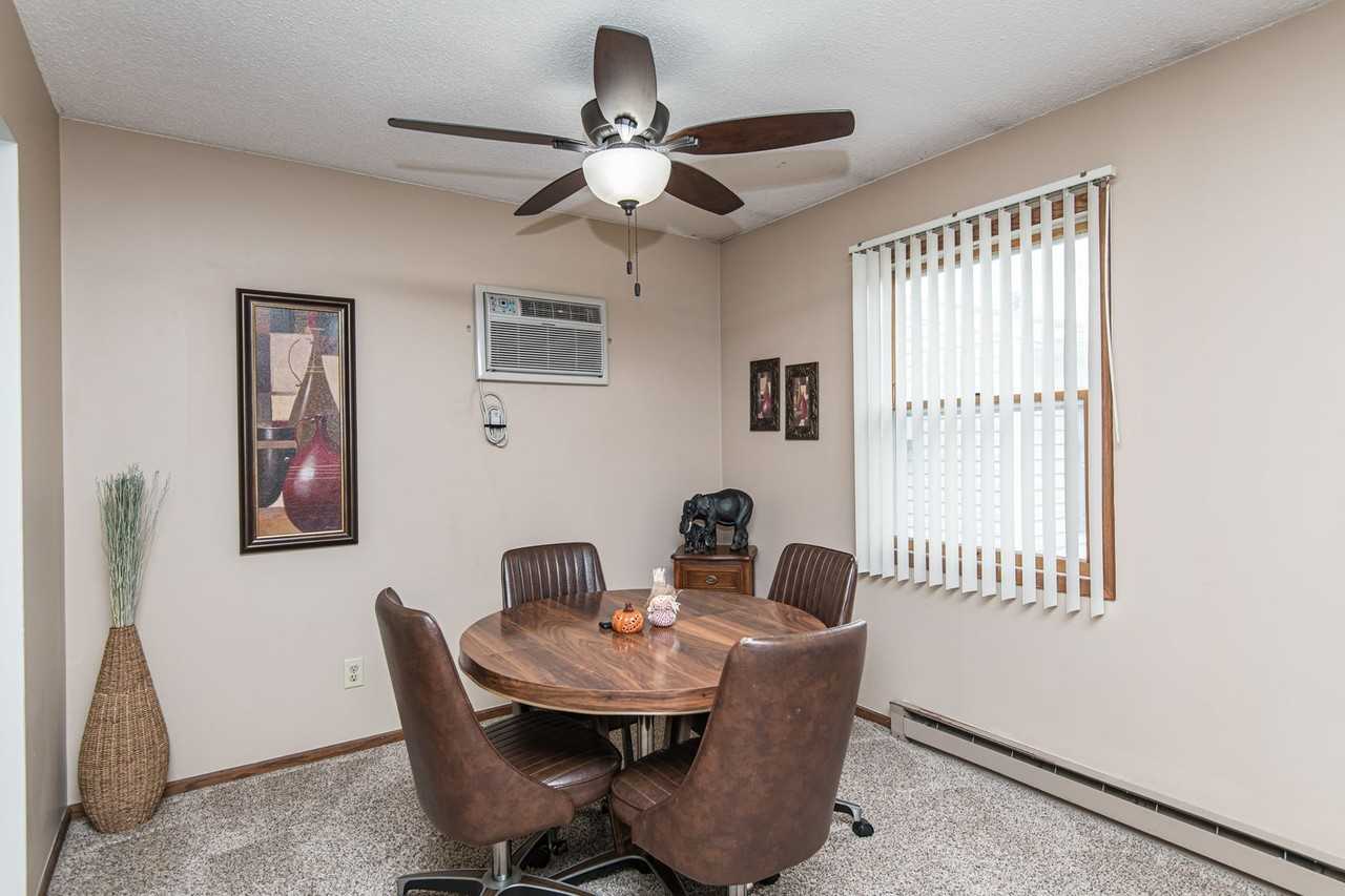 West Willow Apartments - Photo 4 of 10