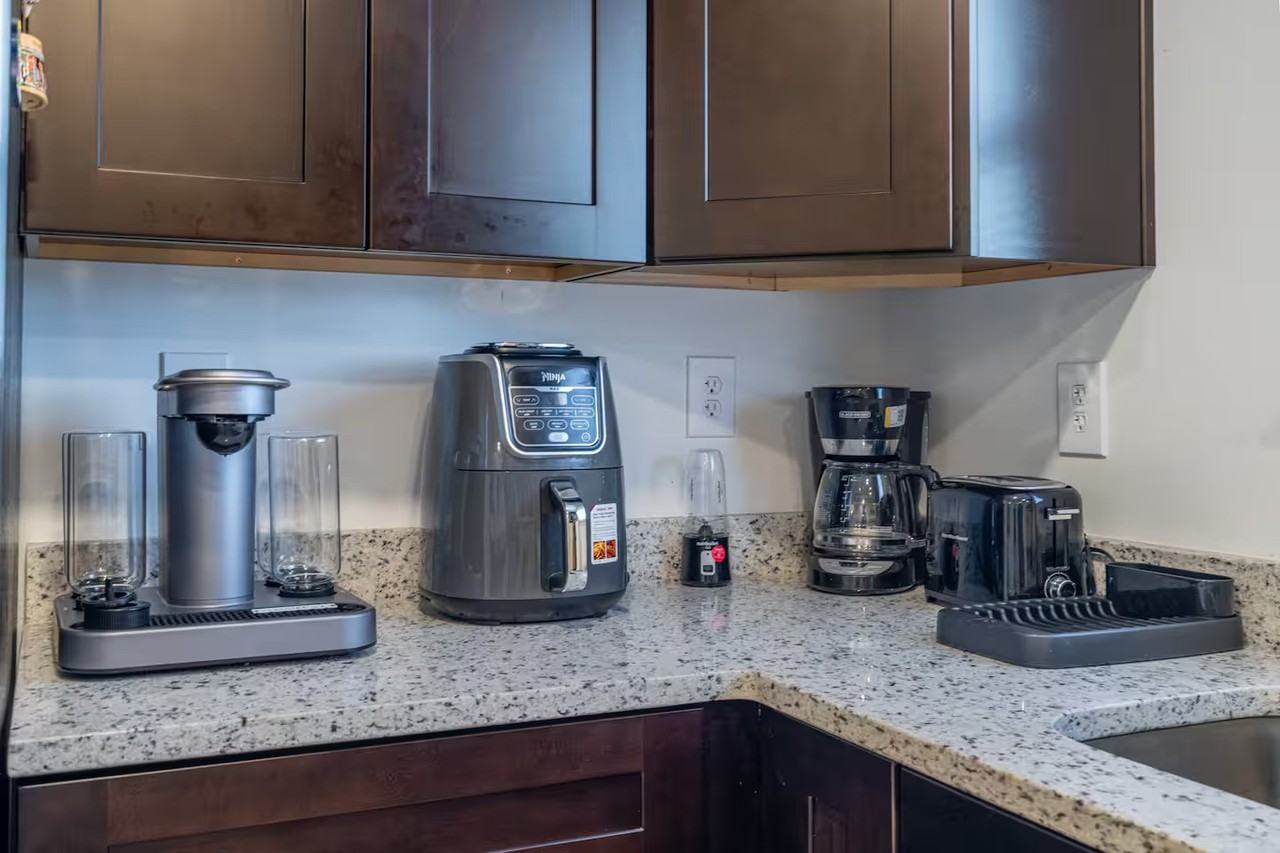 2511 Joe Jerkins Blvd - Photo 6 of 20