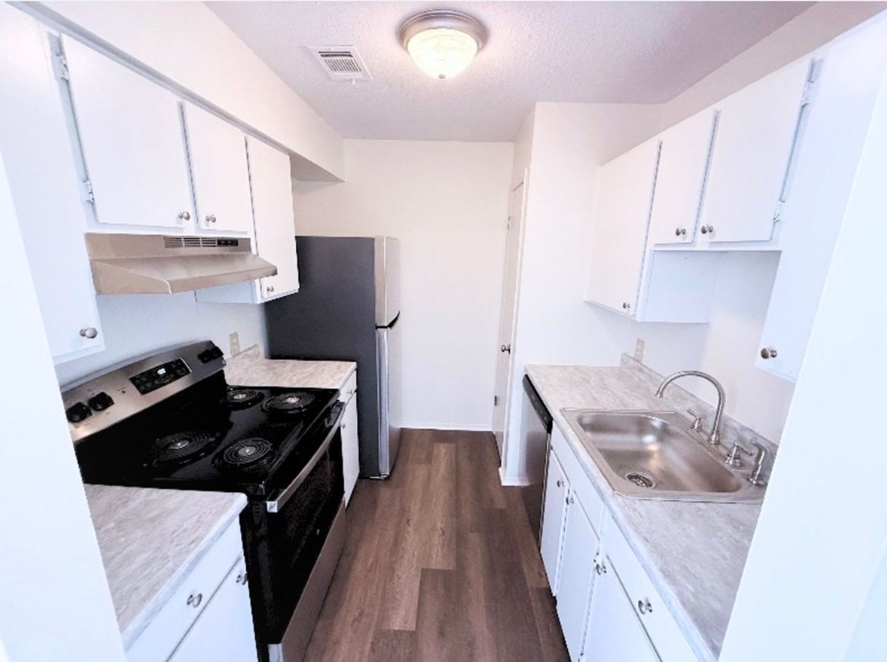 East Gate Apartments - Photo 3 of 11