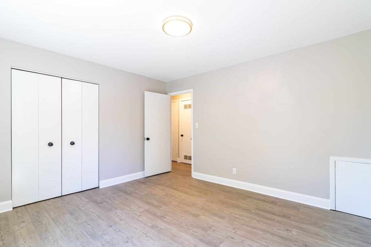 12530 Lake Avenue - Photo 6 of 28