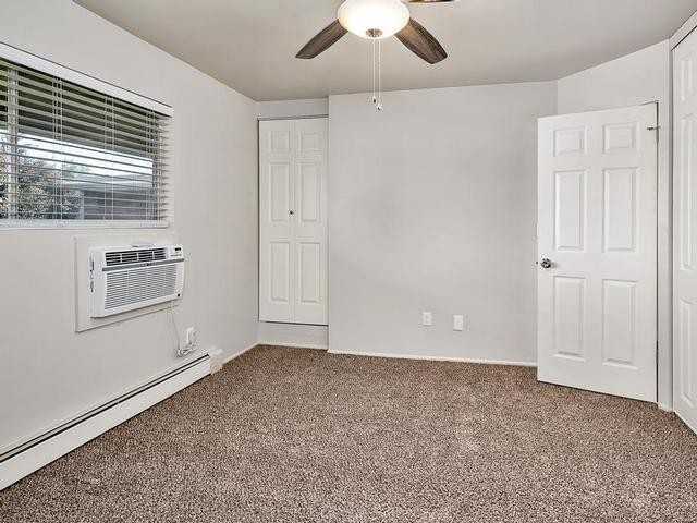 4703 Kootenai St - Photo 2 of 23