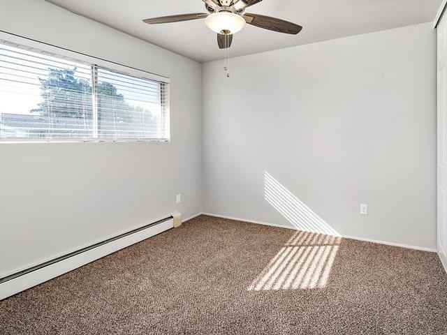 4703 Kootenai St - Photo 3 of 23