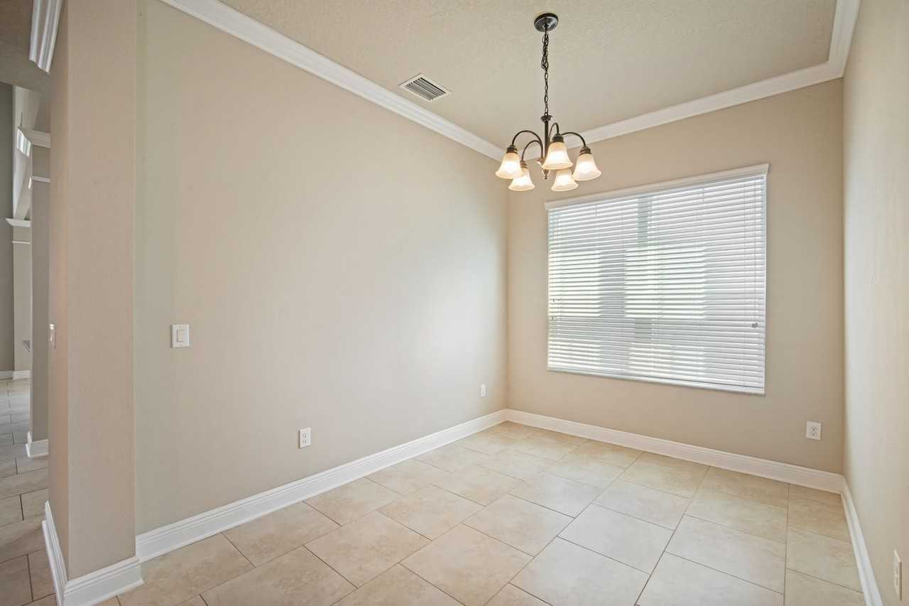 15604 Starling Crossing Dr - Photo 6 of 33