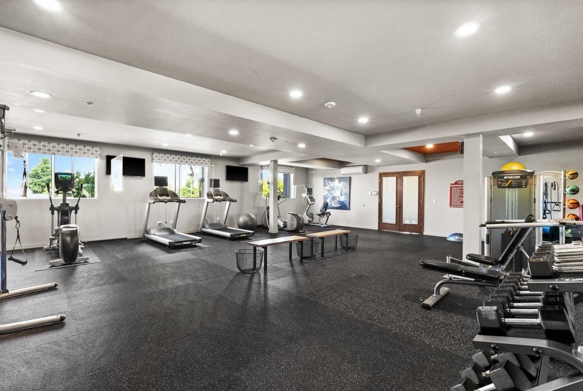 3910 N 28th St - Photo 2 of 50