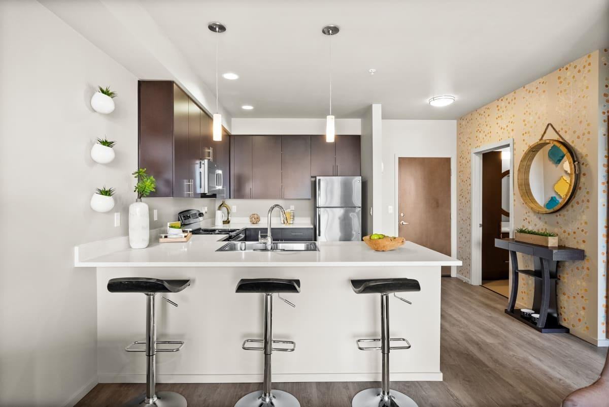 3910 N 28th St - Photo 5 of 50